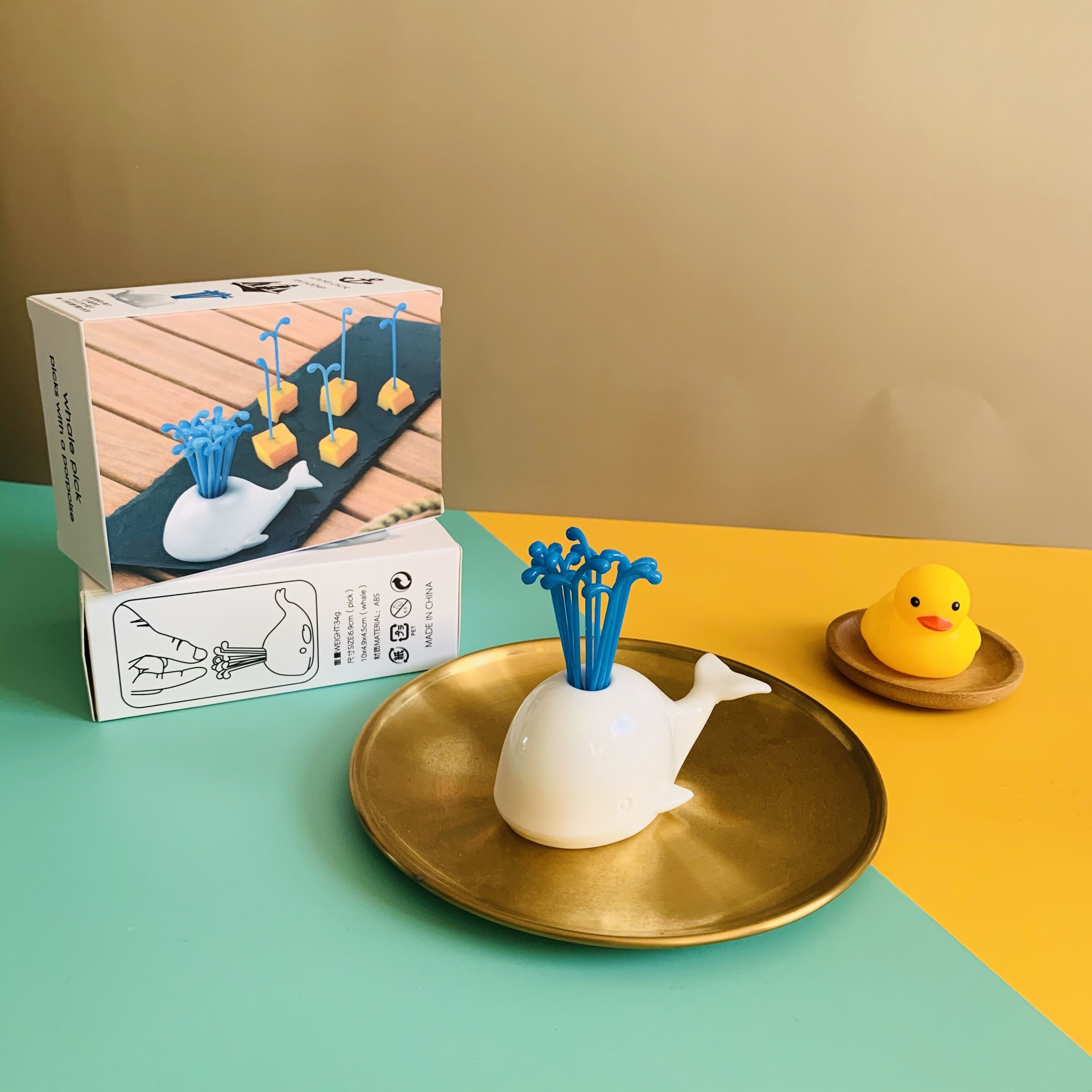 Nordic style ins fruit fork set creative net red cake fork cartoon disposable plastic sign household fork