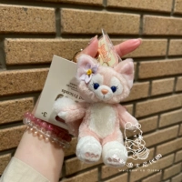 Ling na Belle Sits Press