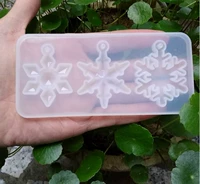 3 отверстия формы снежинки с отверстием