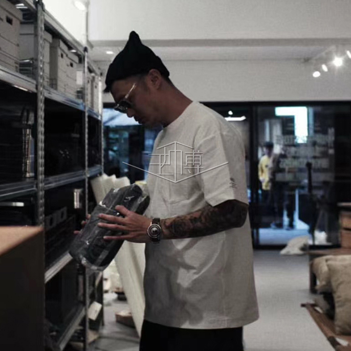 Spot MADNESS SOCKET TEE TEE CUFF ORANGE Letters Printed Pocket Short Sleeve T-shirt 20ss