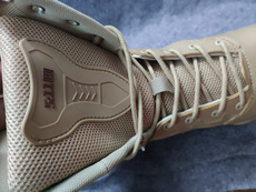 трекинговые кроссовки