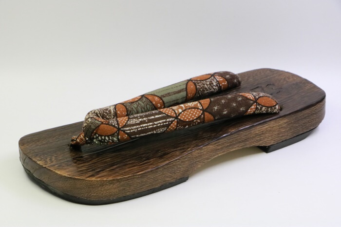 Japanese Style Youth Trbottomy Shoes New Casual Clogs Kimono Shoes Cos Couple Summer Chinese Style Wooden Bottom Flip-Flops Japanese Style Youth Trbottomy Shoes New Casual Clogs Kimono Shoes Cos Couple Summer Chinese Style Wooden Bottom Flip-Flops
