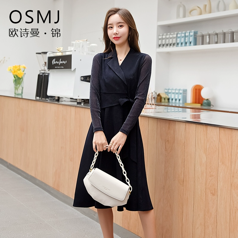 Oushimanjin 2020 mùa xuân và mùa thu mới váy dài tay của phụ nữ cổ chữ V thắt nơ eo thon gọn trên đầu gối váy chữ A dài giữa đầu gối - A-Line Váy