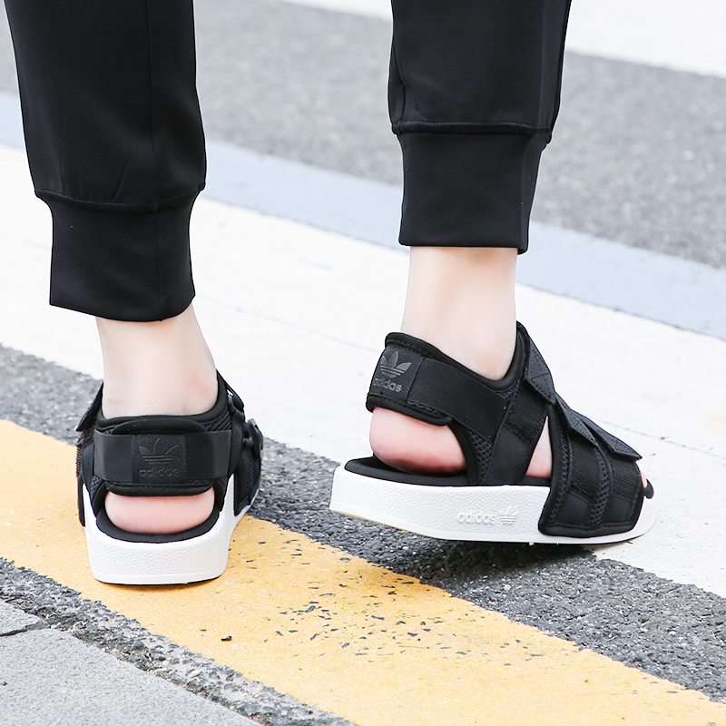 adidas ac8583