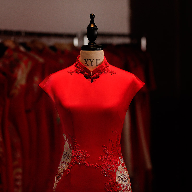 Red evening dress for bride, cheongsam, suhe traditional wedding dress, 2021 years, Chinese style Red evening dress for bride, cheongsam, suhe traditional wedding dress, 2021 years, Chinese style