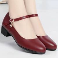Танцующие туфли для матери, ципао, красная осенняя обувь для кожаной обуви, мягкая подошва, для среднего возраста