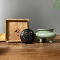 Premium Room Japans first-generation Sushan Phoenix openwork sterling silver fire house celadon incense burner comes with original wooden box