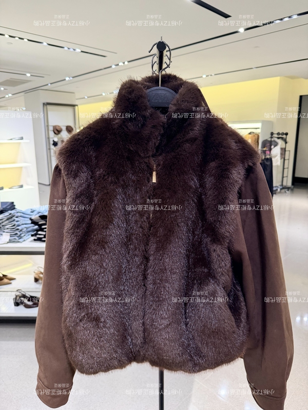 October Zara Domestic Purchasing Agent Women's Clothing Patchwork Faux Fur Effect Jacket 4968225 700 October Zara Domestic Purchasing Agent Women's Clothing Patchwork Faux Fur Effect Jacket 4968225 700