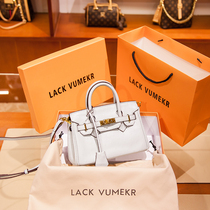 Hong Kong LACKVUMEKR Genuine Leather Woman Bag Large Capacity Hand Platinum Pack 2021 New Tide Superior Sense Diagonal Satchel Bag