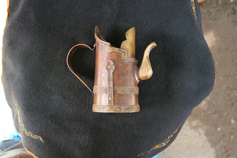 Tibetan ethnic style Nepalese pure handmade copper jug Kettle Teapot Teapot Teapot teapot crisp oil pot trumpet