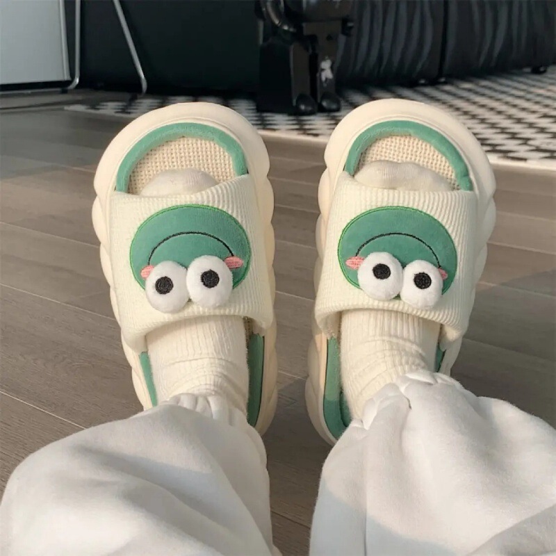 Cute Frog Home Linen Slippers New Style for All Seasons, Suitable for Men and Women, Couples, Indoor Use, Non-Slip Thick-Soled Sandals