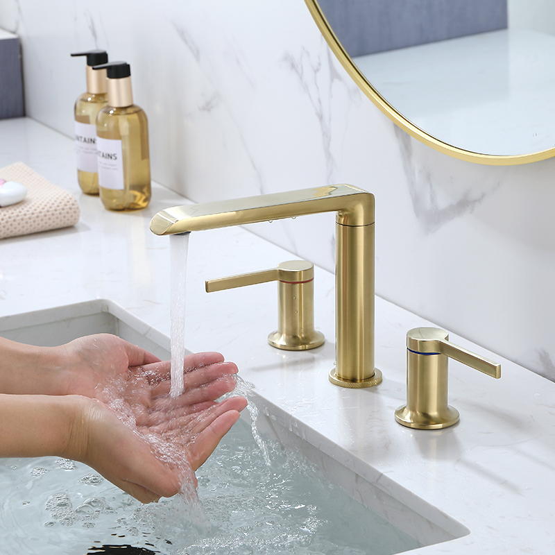 European-Style Three-Hole Basin Faucet, Hot and Cold Washbasin Faucet, Dual-Handle Split Type, Gold Three-Piece Set