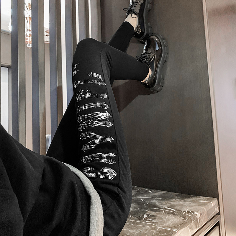 Casual inner pants women's 2020 autumn new European station heavy industry letter hot drill Korean version slim thin smoke pipe pants