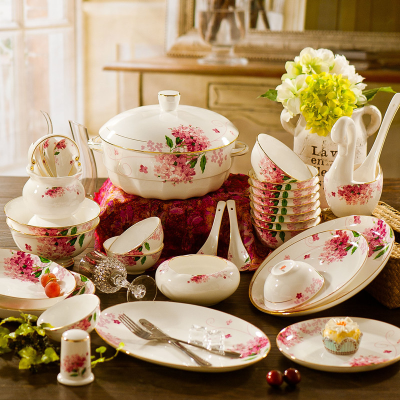 Handsketching Bone China Cutlery Cutlery Suit Bowls Home Nordic Jingdezhen Ceramic Cutlery Bowls Tray Dish Bowls Dish Soup Bowls Saucepan