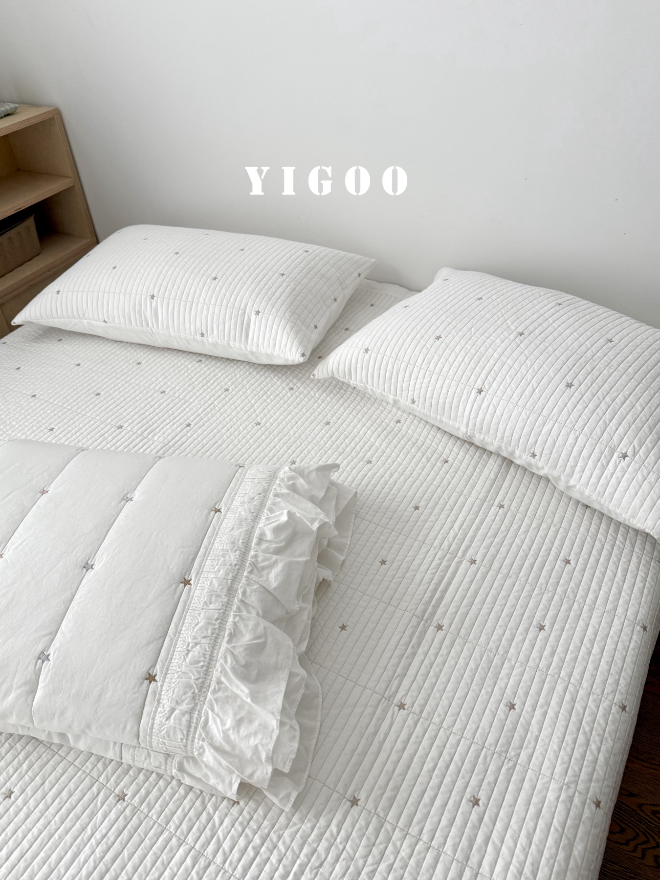 Корейский комплект постельного белья с вышивкой звездочек из хлопка три предмета с утолщенной простыней и всесезонным одеялом