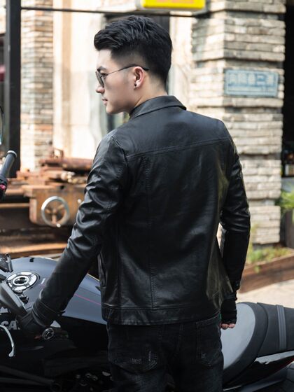 型男机车皮衣修身短款秋冬新款皮外套男士韩版潮流痞帅气翻领夹克