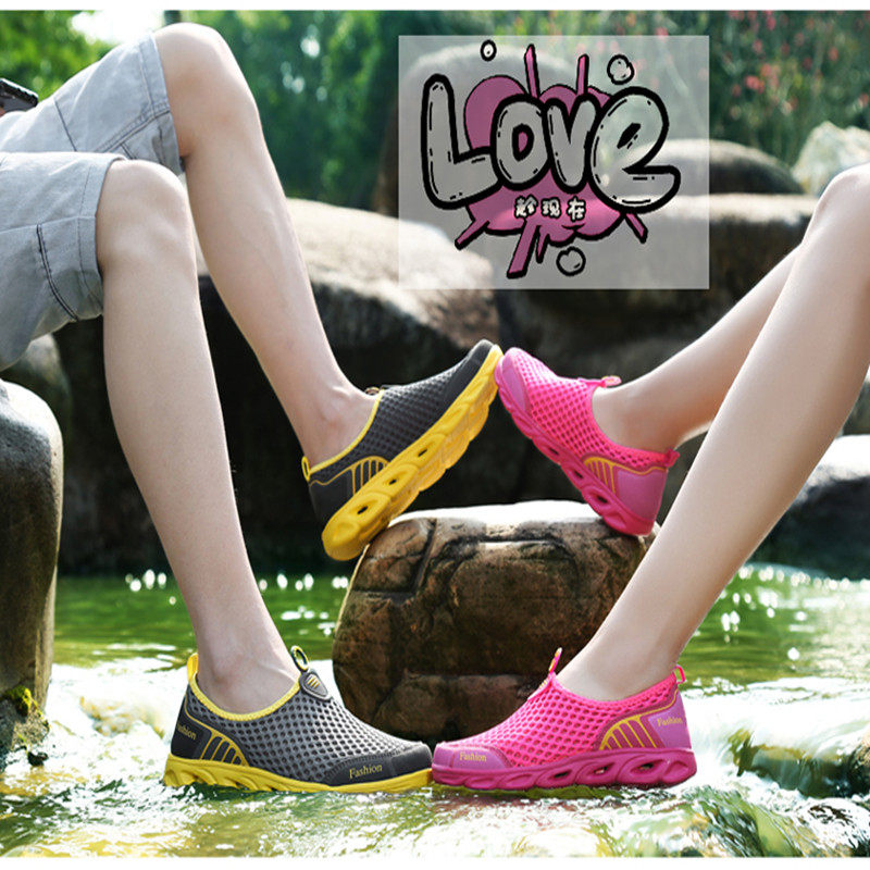 Summer male and female web surface breathable covered water shoes amphibian shoes outdoor non-slip climbing shoes seaside speed dry beach shoes