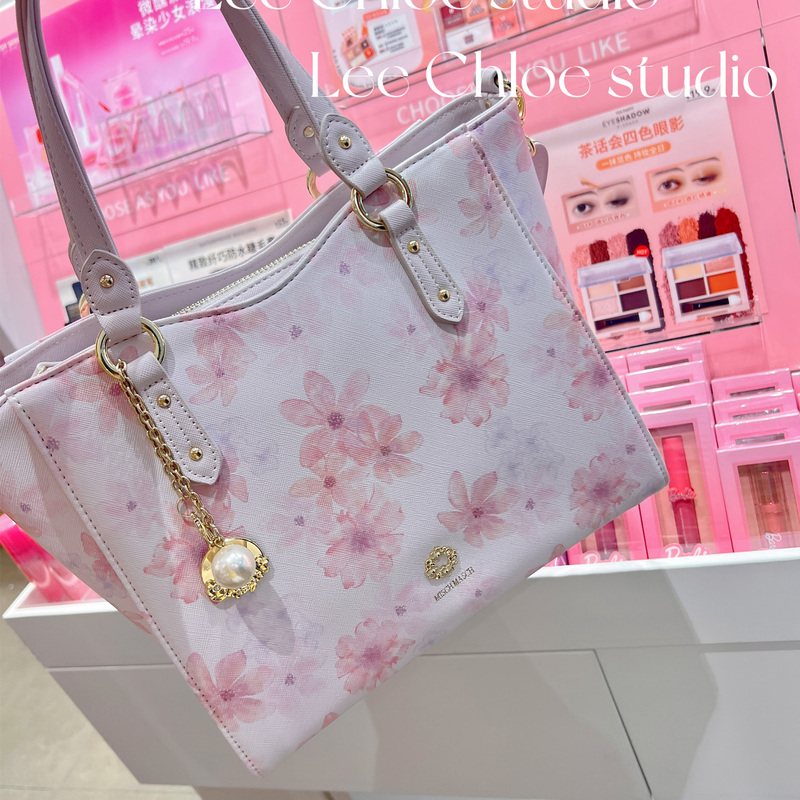 Japanese-Style Light Sweet and Cute Girly Large-Capacity Commuter College Crossbody Shoulder Tote Bag with Print