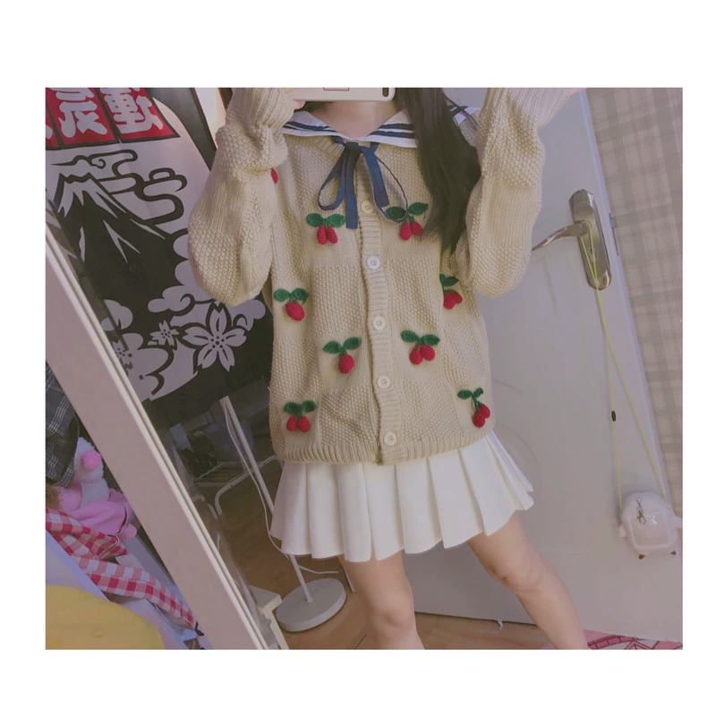 Cherry ba chiều ~ Nhật Bản lỏng lẻo retro áo len nhỏ tươi áo khoác len mềm mại cô gái áo gió bên ngoài áo ghi lê len