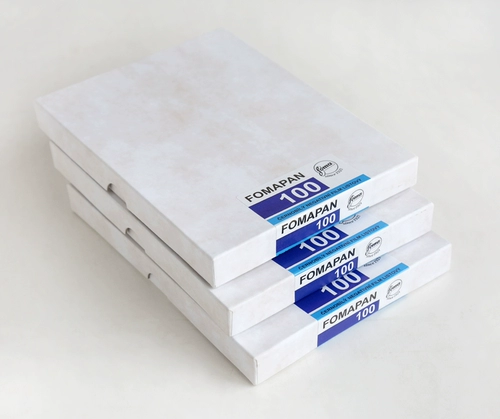 Первая комната черно -белой Fuma Fomapan100/200/400 4x5 Большой формат черно -белый пленка 50 негативных пленок