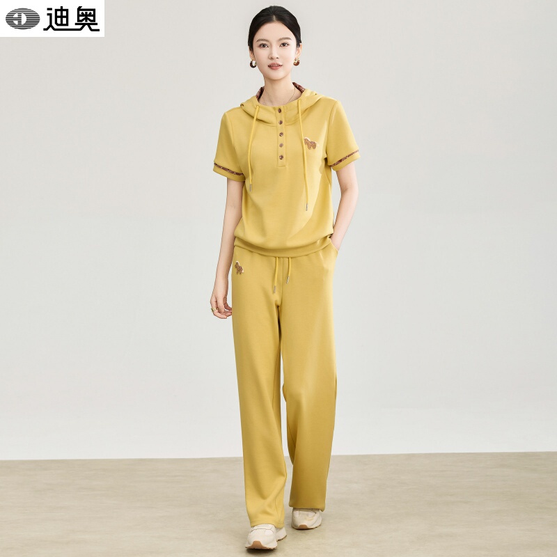 Dior Fashion Casual Suit for Women 2026 New Style Elegant Hooded Pony Embroidery Short-Sleeve Top + Straight-Leg Pants Two-Piece Set
