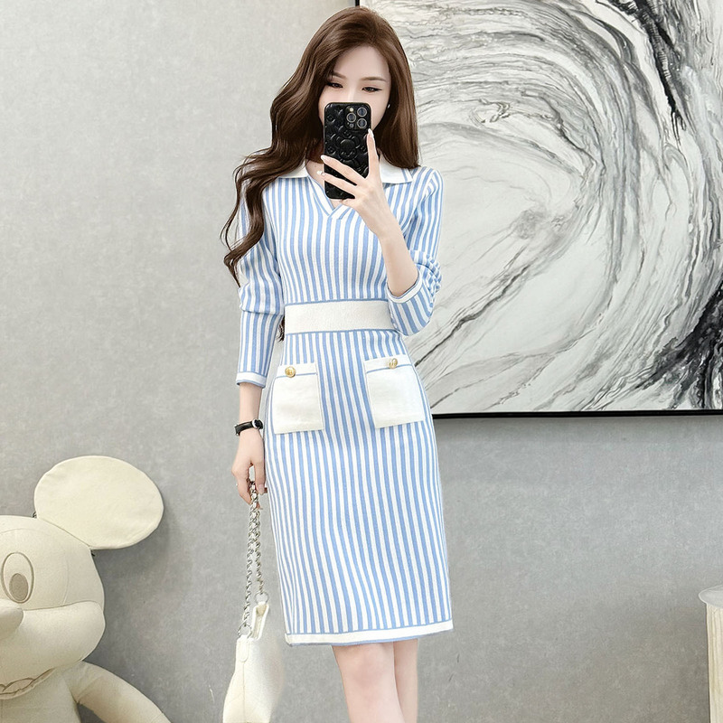 Dior-Style Elegant Little Chanel-Style Dress for Women, 2026 Autumn and Winter New Fashion Striped Turn-Down Collar A-Line Bodycon Sweater Dress