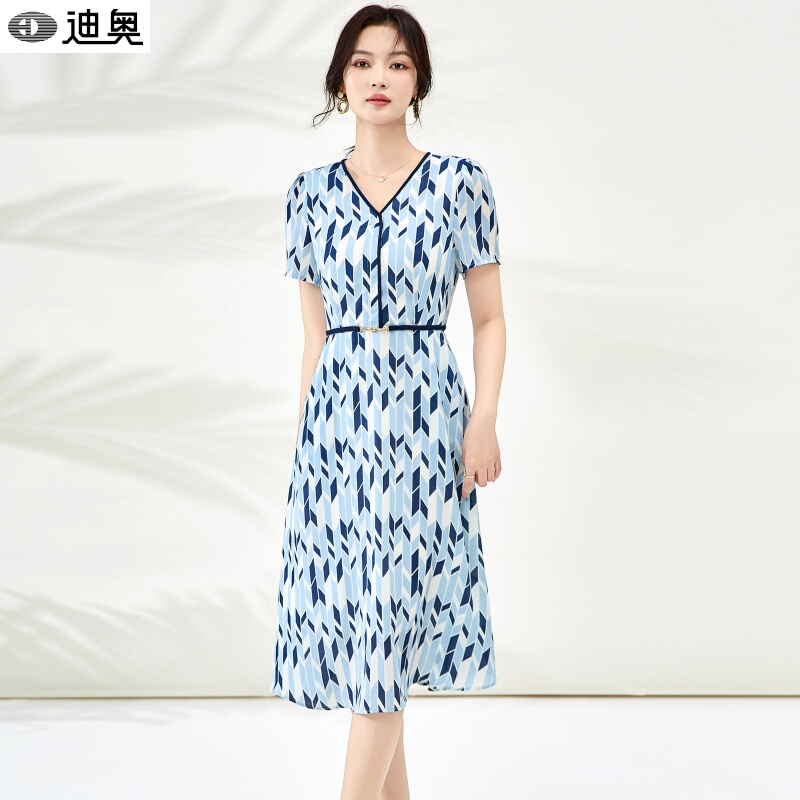 Dior Short-Sleeved Dress for Women 2026 Summer New Style Super Pretty Dress with a High-End Feel and Unique Design Mid-Length Dress Dior Short-Sleeved Dress for Women 2026 Summer New Style Super Pretty Dress with a High-End Feel and Unique Design Mid-Length Dress