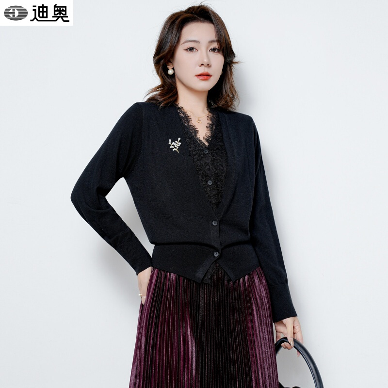 Dior High-End Long-Sleeved Knitwear for Women 2026 New Style Elegant Lace Splicing Light Mature Style Sweater Fashionable Inner Wear