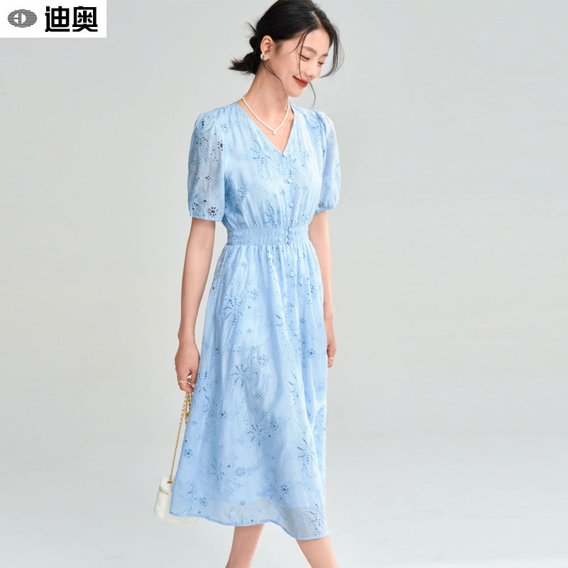 Dior French-Style Dress for Women, Summer 2026 New Vintage Hollow Embroidery Tencel A-Line Dress, V-Neck Short-Sleeve Dress Dior French-Style Dress for Women, Summer 2026 New Vintage Hollow Embroidery Tencel A-Line Dress, V-Neck Short-Sleeve Dress