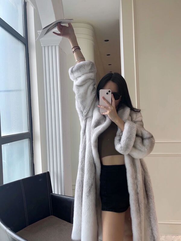 Luxury Mink Coat for Women, Winter Cross-Pattern Mink, Warm Whole Mink, High-End Long Fur Coat