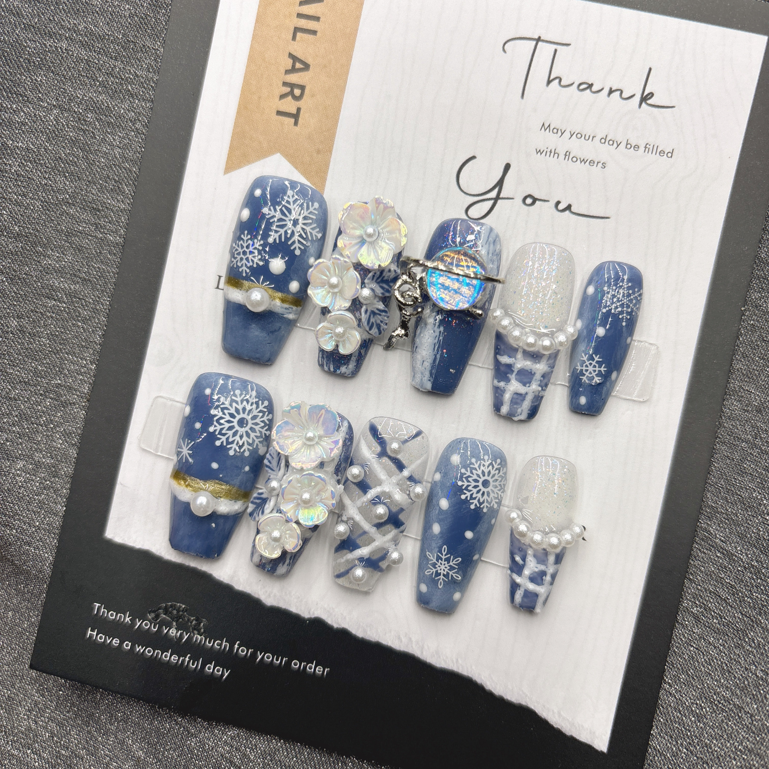 Blue snowflake romantic winter handmade armor French Internet celebrity explosion high sense white 2026 long — wholesale press on nails detail view 4