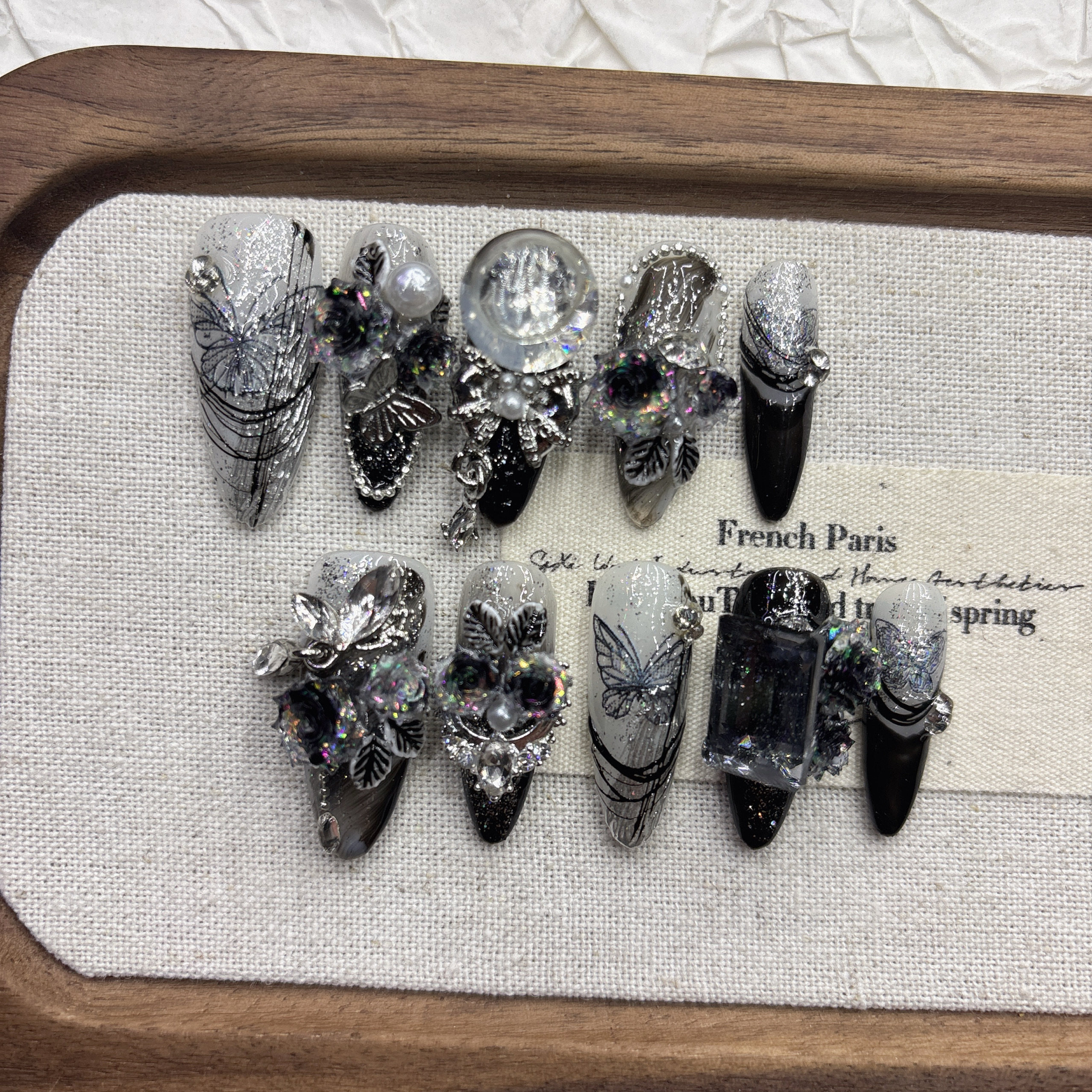 Black butterfly three-dimensional relief pure hand-worn armor high-end temperament niche white girls medium and long — wholesale press on nails detail view 4