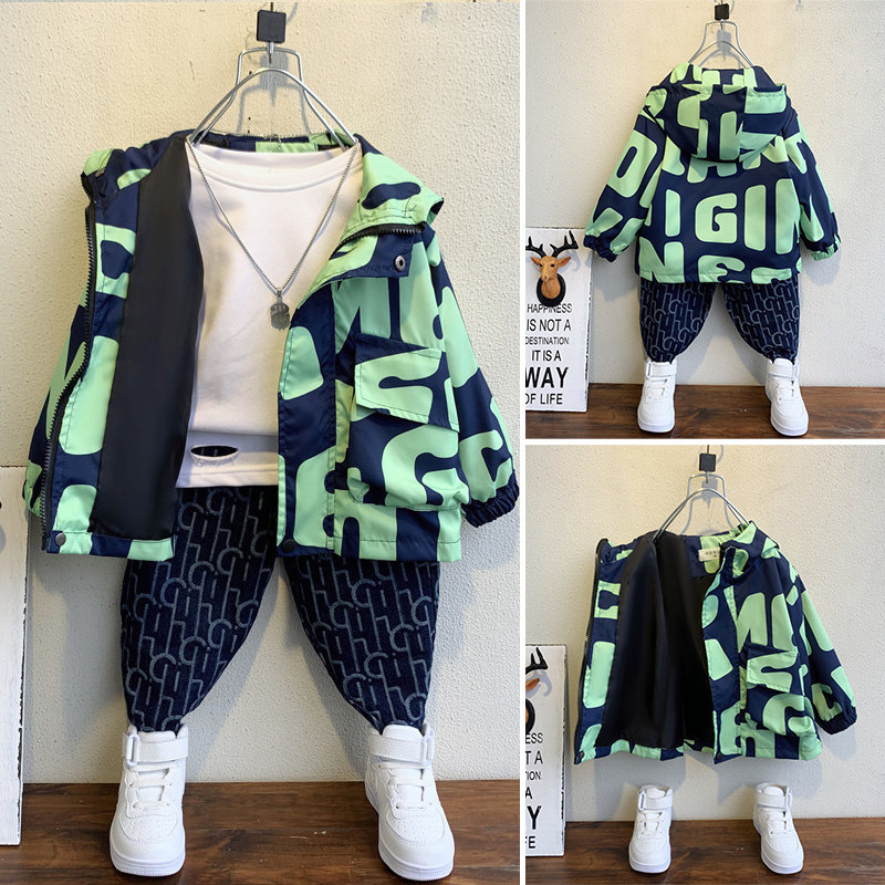 Boys Spring and Autumn Costume 2023 New thicker baby coat plus jacket for boys dressed up jacket