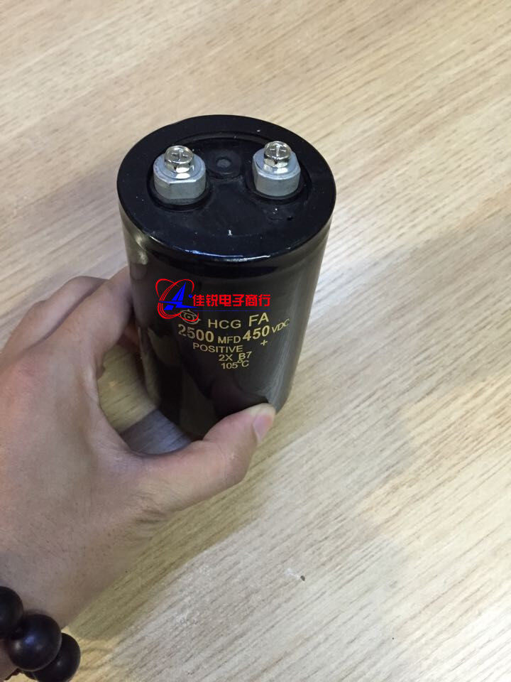 Brand new original installation 450V2500UF imports Japan's Hitachi electrolytic capacitor spot