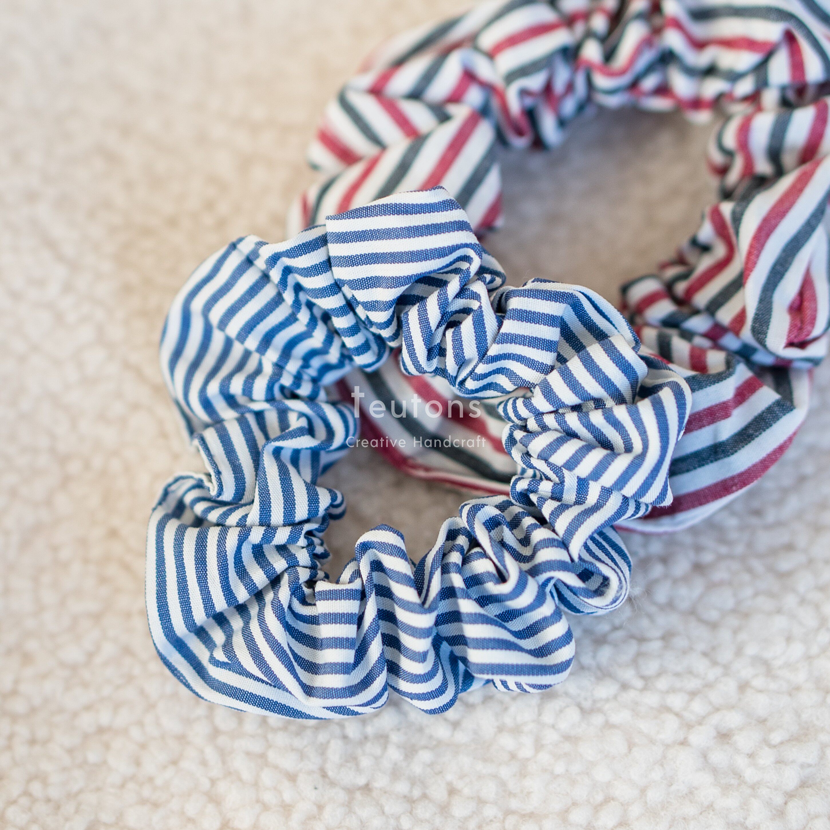 Sold without completereddit USA J* C College Wind Blue and white striped red white striped hair ring large intestine ring hair rope wrapping cloth-Taobao