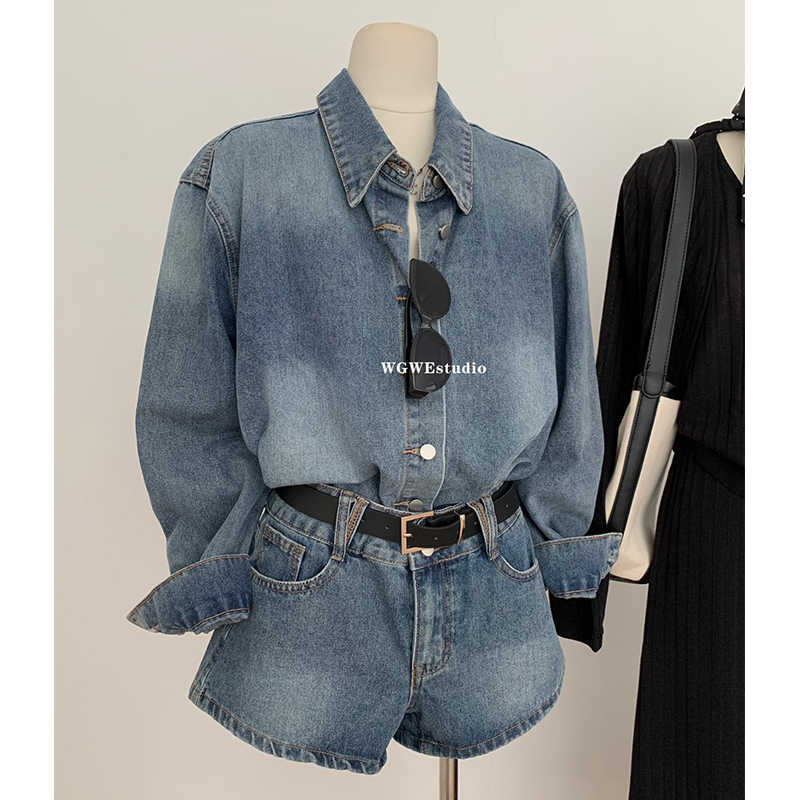 Denim Shirt for Women, New Autumn Style, Super Popular French-Style Top, High-End, Age-Reducing, Stylish Jacket and Shorts Two-Piece Set