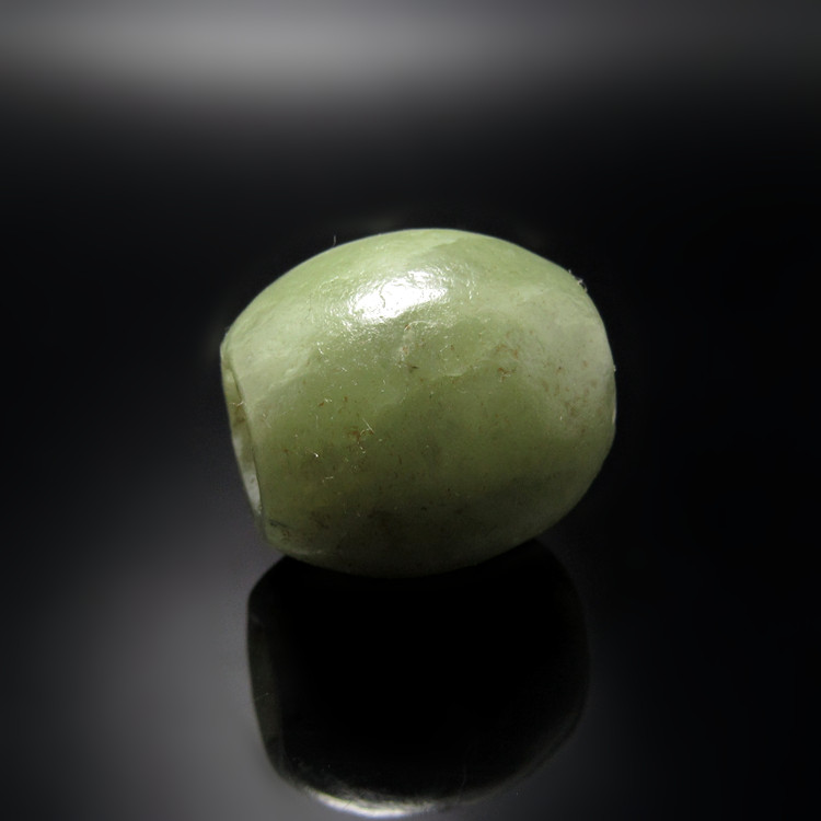 Ancient Jade Old Jade Han Dynasty Hetian Jade Old Beads Old Jade Beads Double-sided Horn Hole Xiaoyu Le Zi Hand Chuan Duobao Accessories