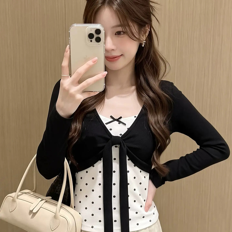 Korean-Style Fake Two-Piece Polka Dot Bow Tie Long-Sleeve T-Shirt for Women, Autumn Design, Slim Fit, Inner Layering Top Korean-Style Fake Two-Piece Polka Dot Bow Tie Long-Sleeve T-Shirt for Women, Autumn Design, Slim Fit, Inner Layering Top