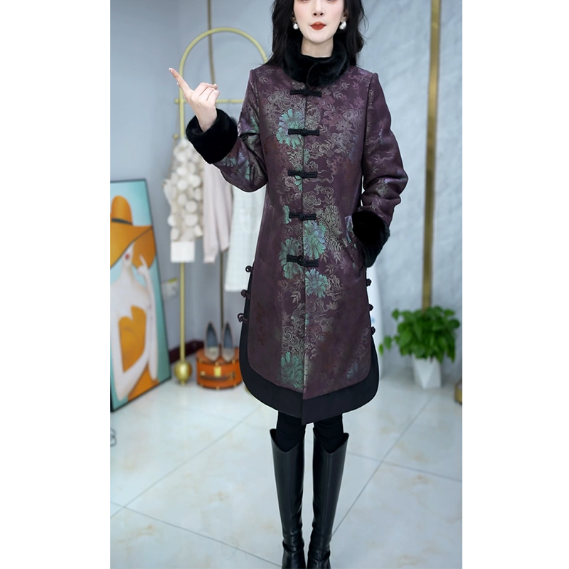 Mid-Length Fashionable Thickened White Duck down Coat for Women, 2026 Winter New Style, Elegant and Warm down Jacket for Mothers