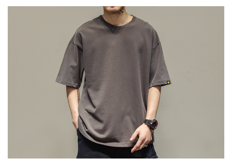 Áo thun nam cổ điển Nhật Bản màu rắn cổ tròn hip hop lỏng ngắn tay áo thun trẻ trung Hàn Quốc áo thun ngắn nam áo phông nam hàng hiệu
