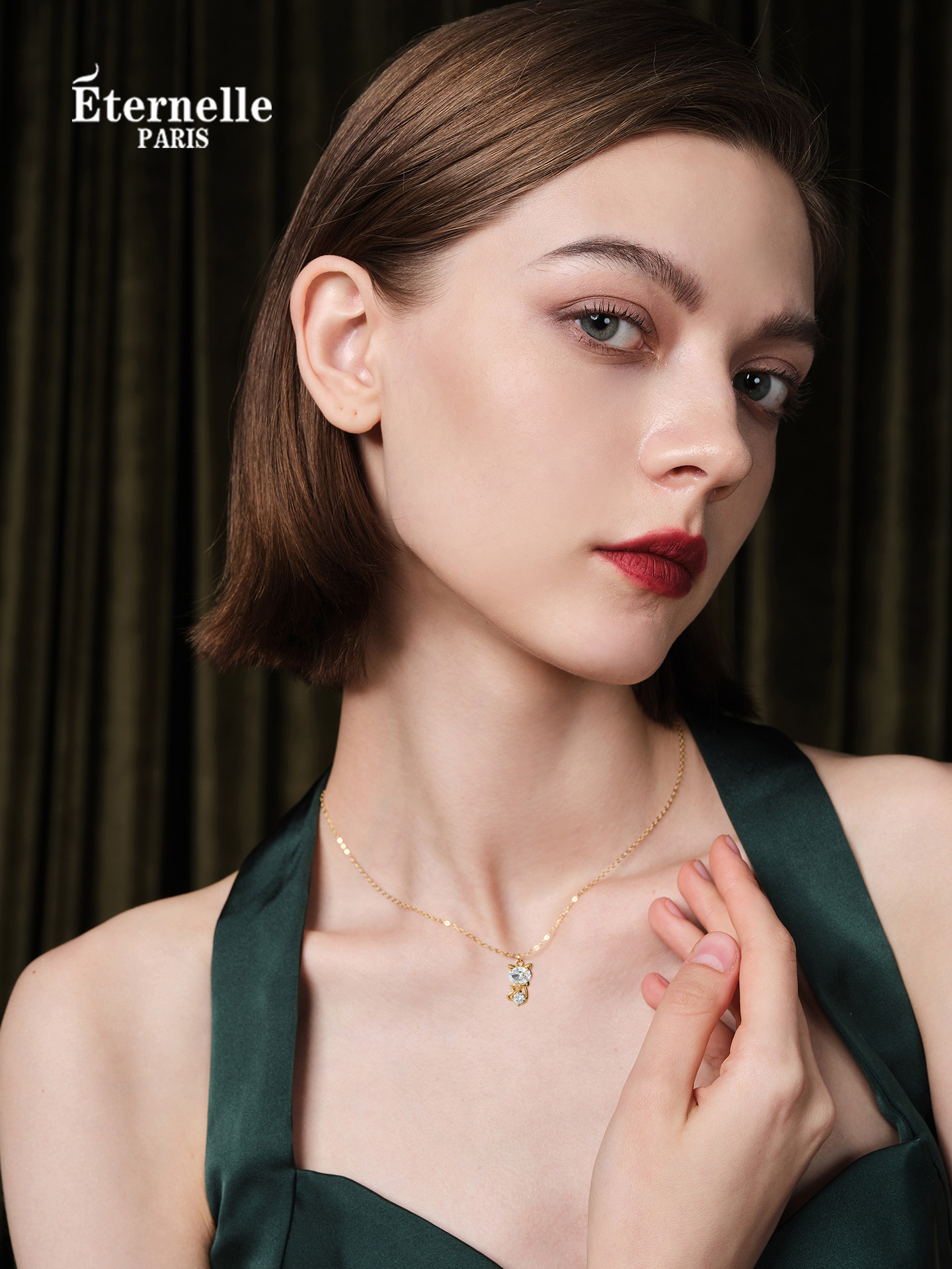 Eternelle French Eternal Spirit Eye Cat Language Necklace High-End Light Luxury Niche Clavicle Chain Valentine's Day Gift