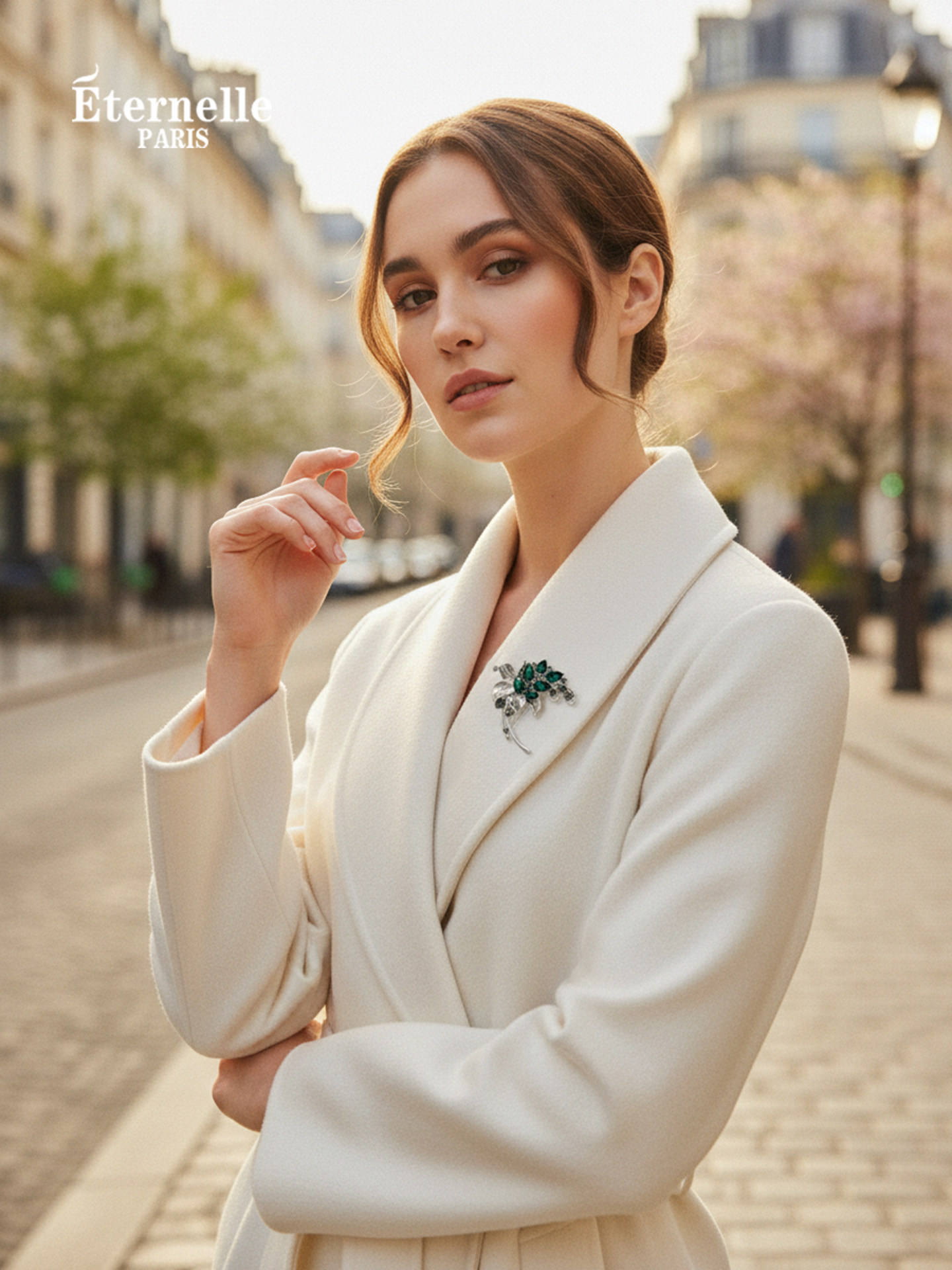 Eternelle French Eternal Vine Brooch for Women, High-End Autumn and Winter Coat Accessory, Light Luxury and Elegant Corsage