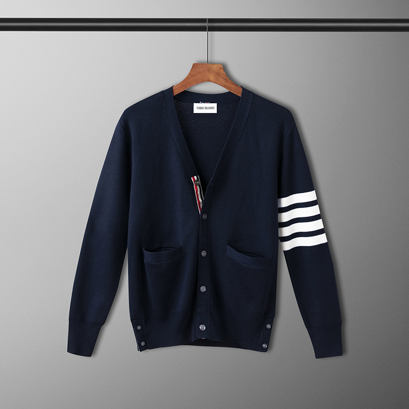 Tb Cardigan Knitwear Jacket for Men and Women, Couple Style, Loose Fit, Pure Cotton, Casual Long-Sleeve V-Neck Sweater with Four Stripes, Suitable for Spring and Autumn Tb Cardigan Knitwear Jacket for Men and Women, Couple Style, Loose Fit, Pure Cotton, Casual Long-Sleeve V-Neck Sweater with Four Stripes, Suitable for Spring and Autumn