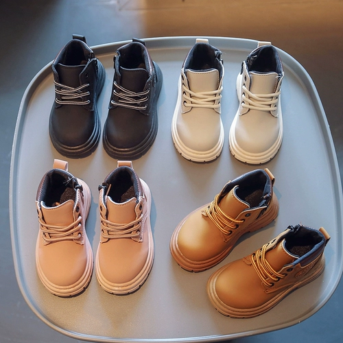 Martens, детские универсальные модные короткие сапоги в английском стиле подходит для мужчин и женщин, в британском стиле, средней длины, 2024 года, мягкая подошва