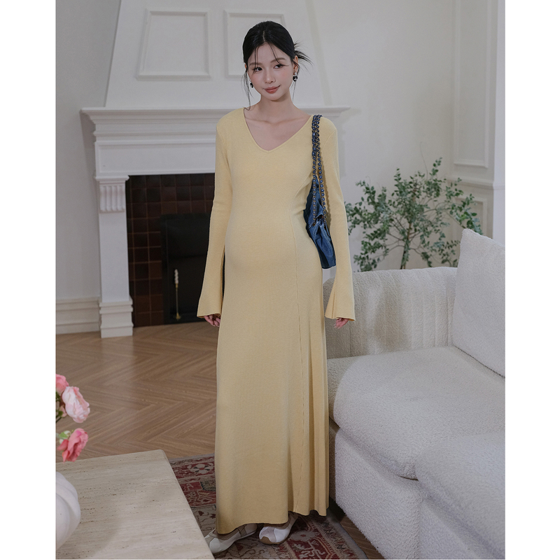 Maternity Dress with a Light Luxury and High-End Feel, Autumn and Winter Long-Sleeve V-Neck, High-Elasticity, Slim-Fitting Base Dress, Long and Stylish Maternity Dress with a Light Luxury and High-End Feel, Autumn and Winter Long-Sleeve V-Neck, High-Elasticity, Slim-Fitting Base Dress, Long and Stylish