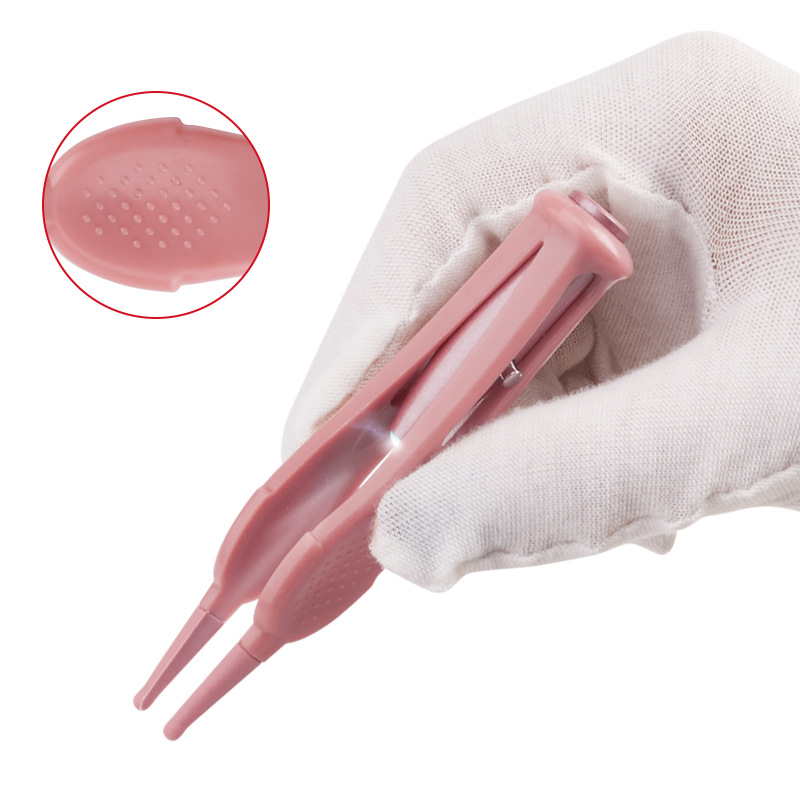 Children's glowing nose shit clamp Personal cleaning with lamp tweezers baby washing safety soft head cleaner belly button clamp