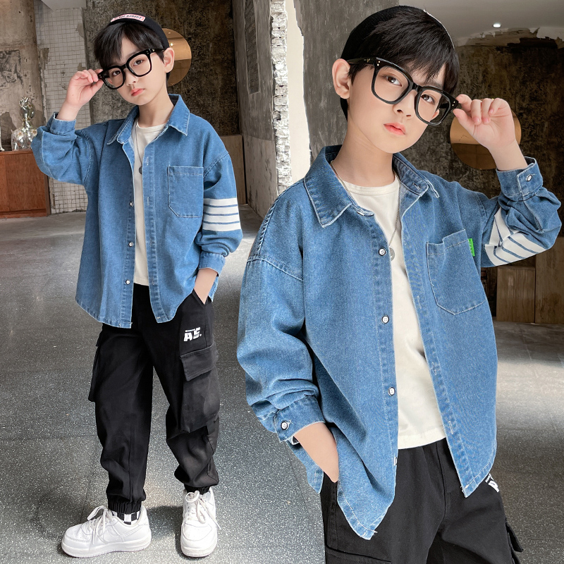 Boy denim shirt 2022 new children CUHK children long sleeves shirt spring and autumn foreign coats handsome blouses