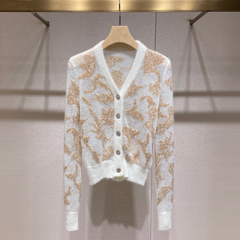 V-Neck Knitwear 2026 Spring and Autumn Style, Heavy-Duty, High-End Feel, Gold and Silver Thread Jacquard Sweater Cardigan, Versatile, Slimming Top