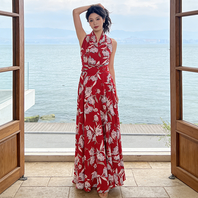 Shoushang Clothing 2026 New Style Halter Neck Beach Dress with a Large Hem, High-End and Elegant Flowing Dress, Slim Fit and Flattering