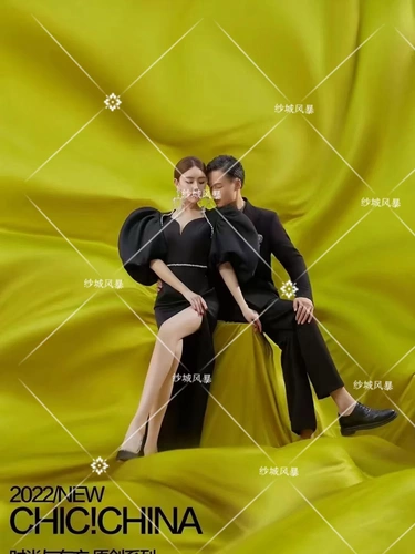 Ретро свадебное платье, крой «рыбий хвост», рукава фонарики, эффект подтяжки